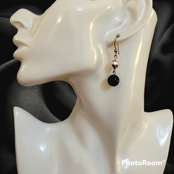 3/$30 HANDMADE Eagles Eye Faceted Silver Beaded Dangle Hook Earrings - Picture 1 of 6